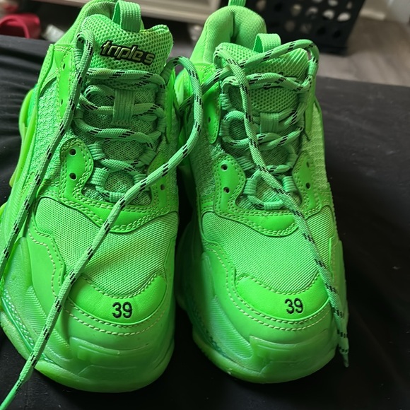 Lime green Balenciaga - Picture 5 of 15